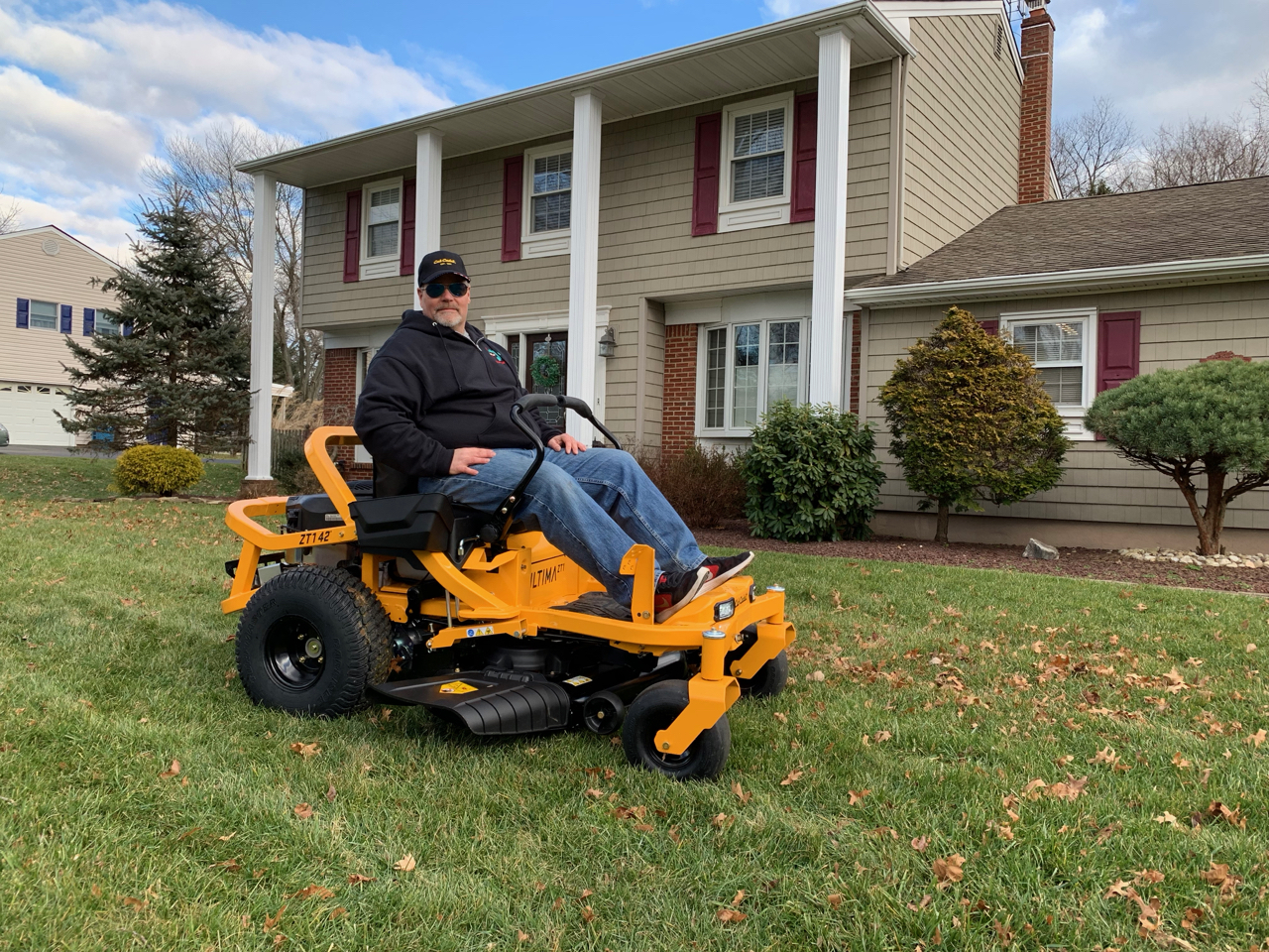 Cub Cadet ULTIMA ZT1 Zero Turn Mower HandyDadTV